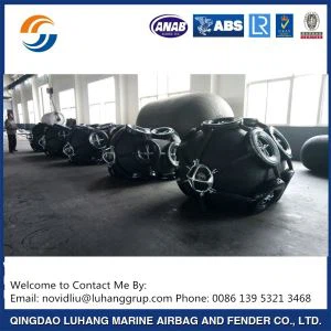 Qingdao Luhang buena calidad marina caucho flotante neumático guardabarros